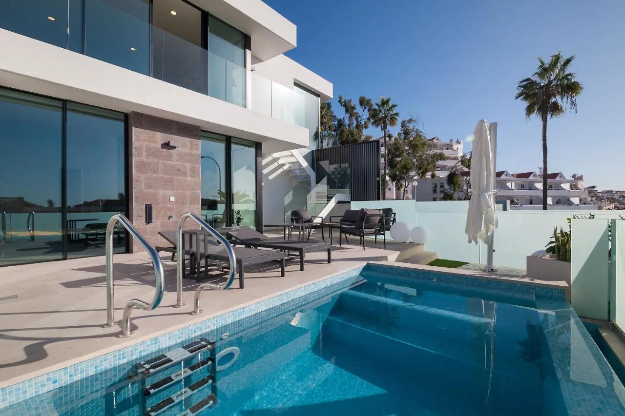 200M New A Villa With Private, Heated Pool And Amazing Ocean View 阿德耶